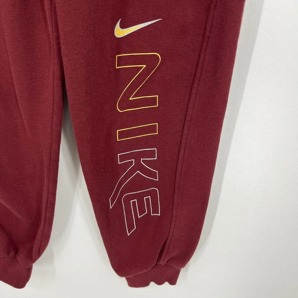 Nike Kids Maroon Fleece Jogger Sweatpants Large Vertical Logo Graphic Burgundy